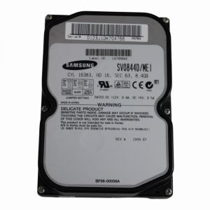 SV0844D/ME Samsung Spinpoint 8.4GB 5.4K RPM IDE Ultra ATA/66 (ATA-5) 512KB Cache 3.5-inch Hard Drive