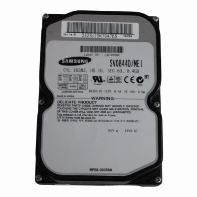 SV0844D/ME Samsung Spinpoint 8.4GB 5.4K RPM IDE Ultra ATA/66 (ATA-5) 512KB Cache 3.5-inch Hard Drive
